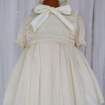 Vestido rústico com capuz e tapa fraldas ABUELA TATA