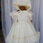 Vestido infantil com capuz ABUELA TATA