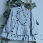 Vestido c/ Tapa Fraldas e Touca DBB COLLECTION